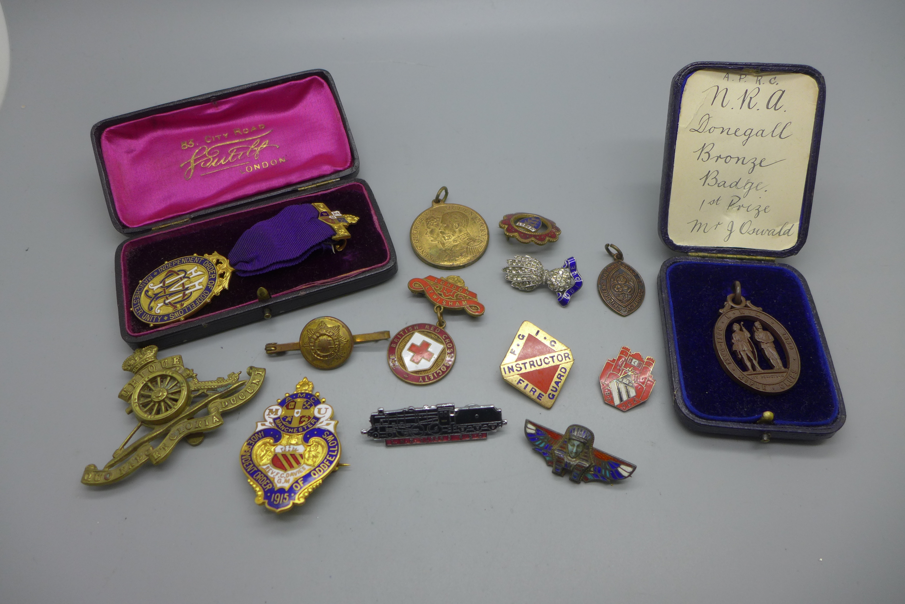Regimental badges, medallions, other badges, etc.