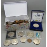 Commemorative coins and mainly English copper coins, around 2kg