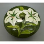 A Moorcroft White Lillies lidded pot