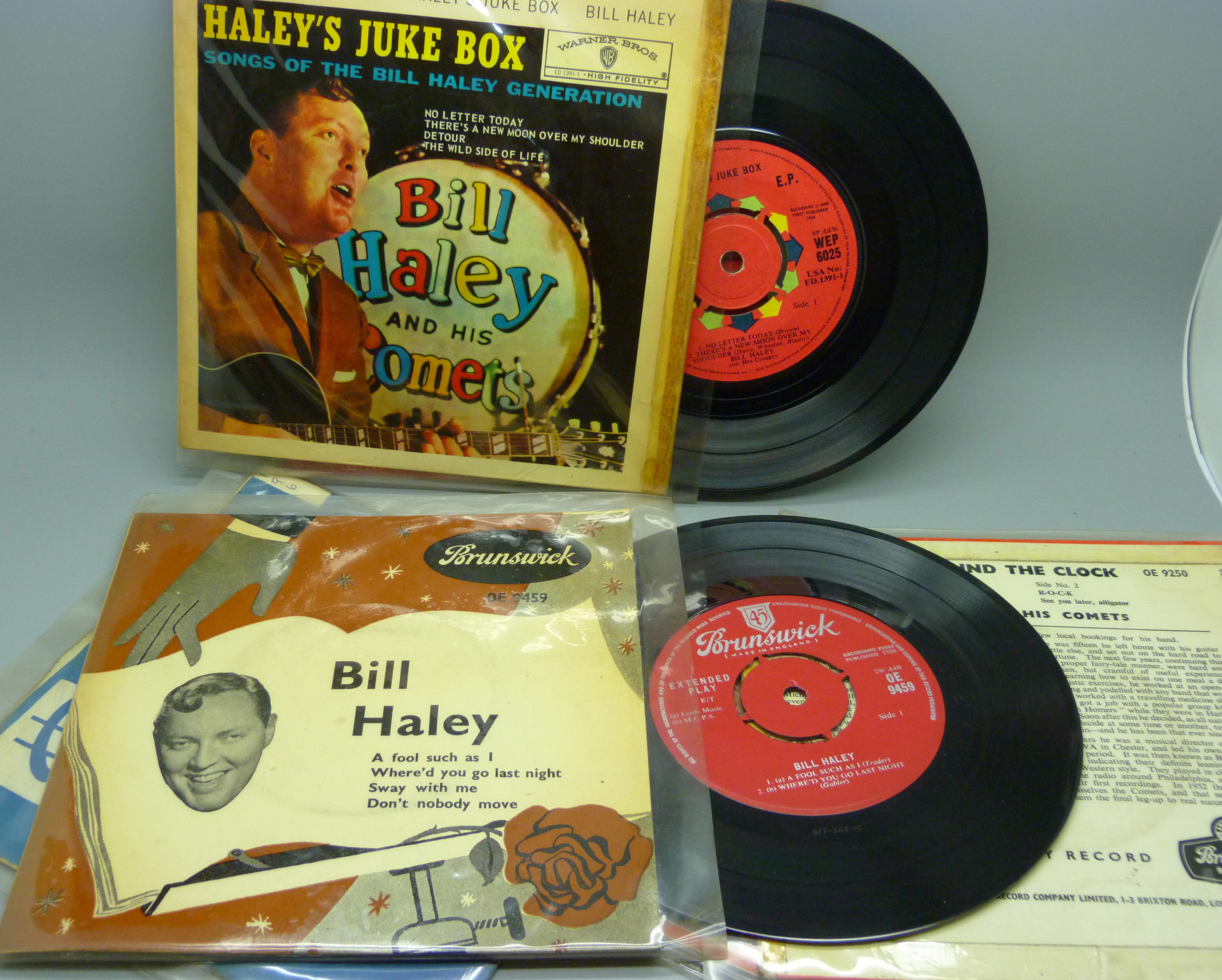 Nine Bill Haley and The Comets 7" singles and EPs, Rock n Roll, Rock Around The Clock, Dim Dim the - Image 5 of 5