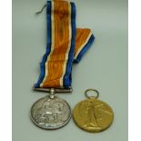 A pair of WWI medals to 5658 Pte. W. Wood, 22-London Regiment