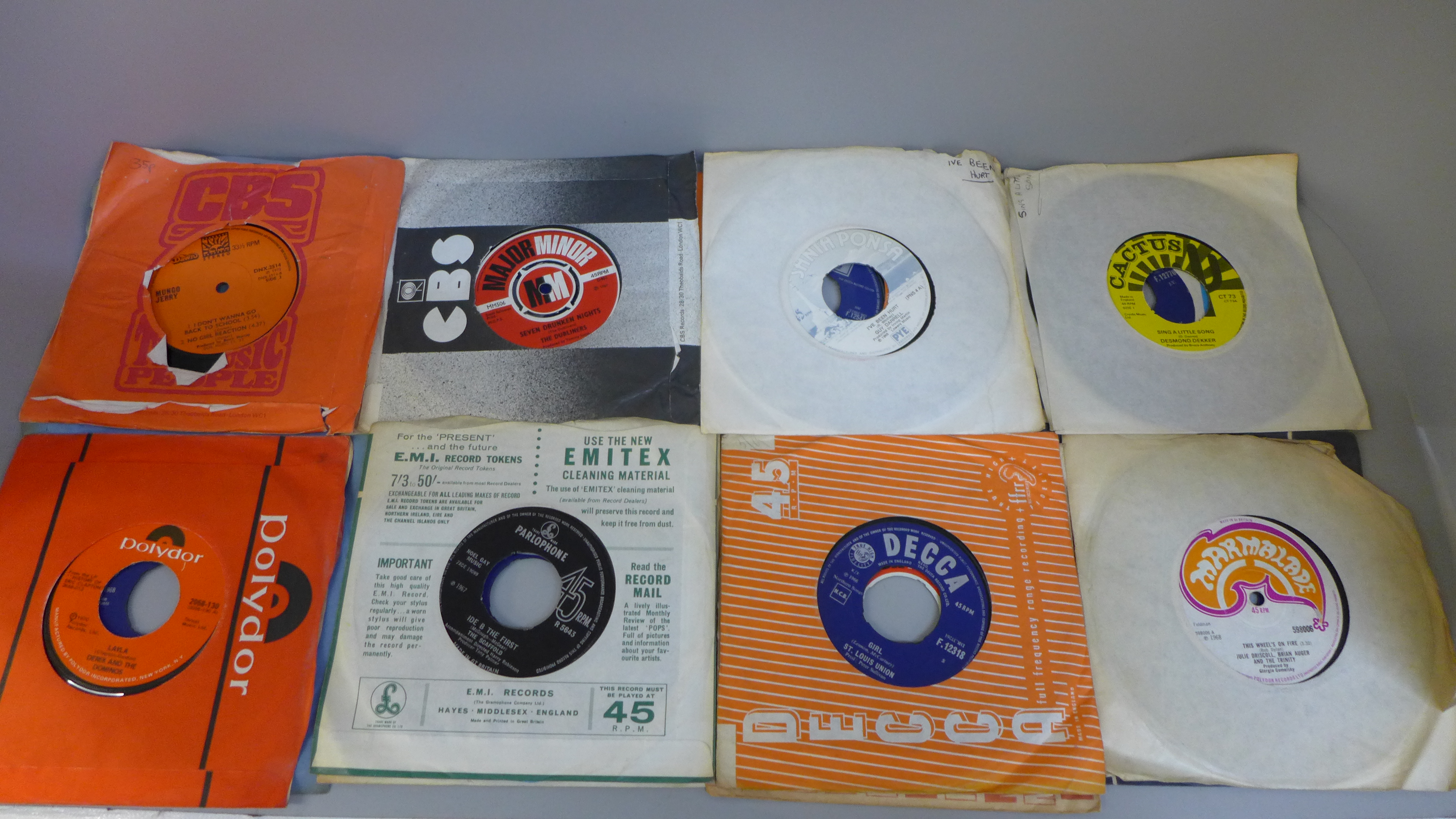 Thirty 1960's and early 1970's 7" singles including rock n roll - Image 2 of 4