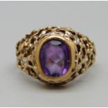 A 9ct gold and amethyst ring, 3.8g, Q