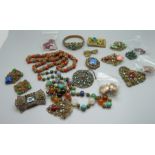 A collection of vintage jewellery