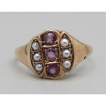 A yellow metal, amethyst and pearl ring, 3g, O
