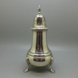 A silver shaker by Elkington, Birmingham 1936, 179g