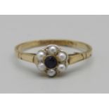 A 9ct gold, sapphire and pearl ring, 1g, L