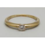 A 9ct gold and diamond ring, 1.7g, N