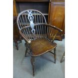 A 19th Century elm and beech Windsor chair