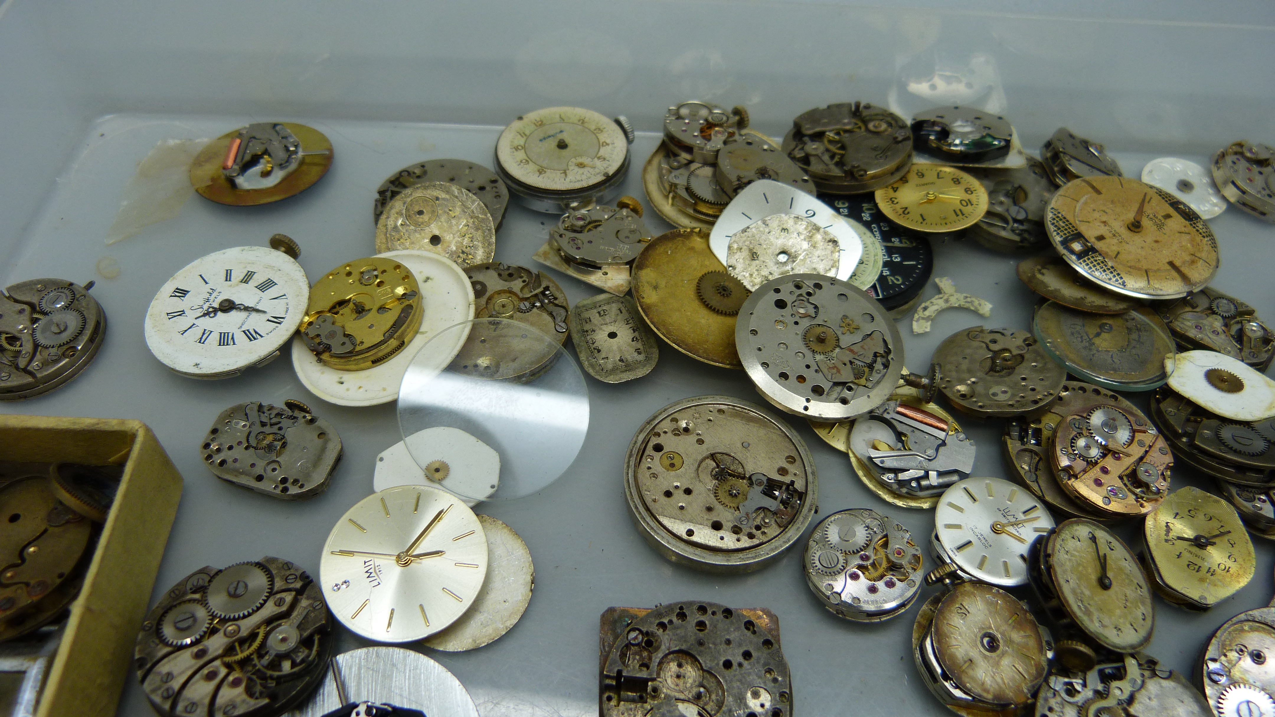 Wristwatch movements - Image 3 of 4