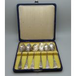 A cased set of six silver teaspoons, 78g