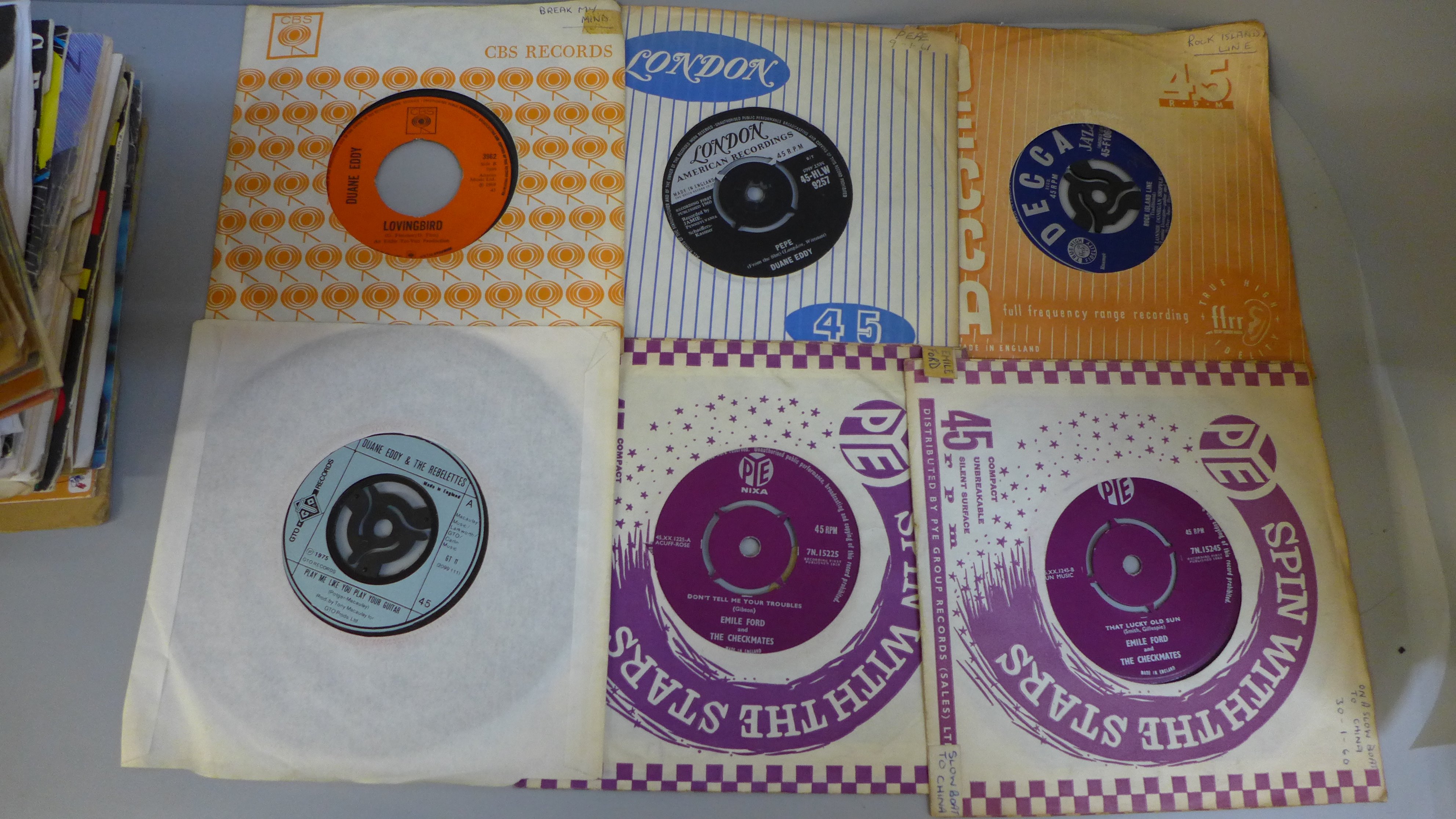 Over fifty 1950's to 1970's rock n roll 7" singles - Image 2 of 2