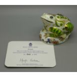 A Royal Crown Derby paperweight, Toad, 9cm, limited edition number 846/3,500, signed in gold by