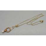 A 9ct gold necklace with pearl drop, 3.1g