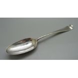 An 18th Century scroll back silver spoon, possibly Thomas Wallis, 48g