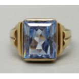 A 9ct gold and blue topaz ring, maker M & B, Birmingham 1987, 10.2mm x 12mm x 6.2mm, 6.2g, U,