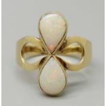 A 9ct gold and opal ring, London 1978, maker CJW, 4.2g, V