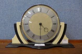 A Smiths Art Deco bakelite mantel clock
