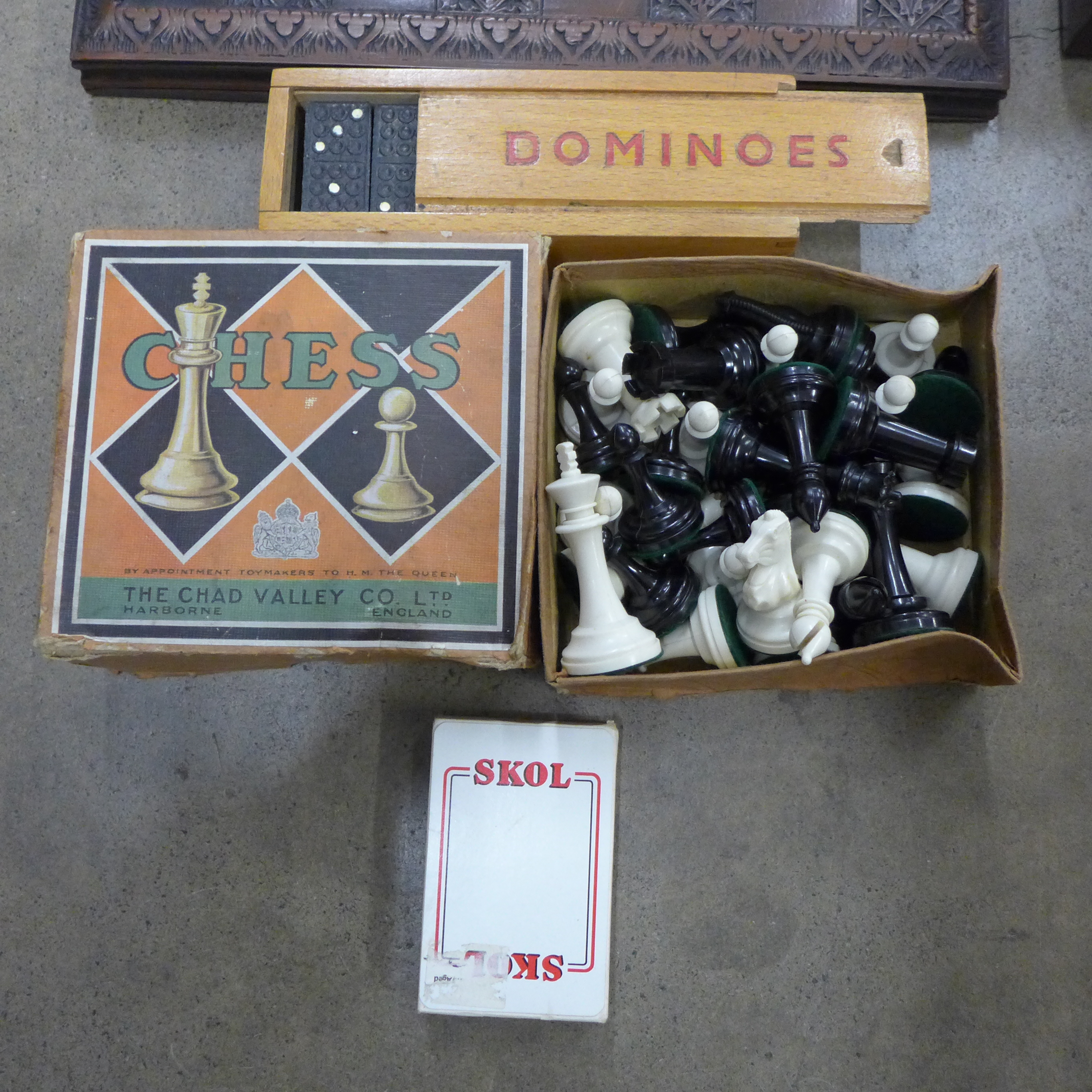 A collection of board games including chess sets, dominoes and playing cards - Image 5 of 5