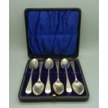 Six silver spoons, 116g