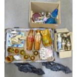 A collection of mixed china and decorative items **PLEASE NOTE THIS LOT IS NOT ELIGIBLE FOR