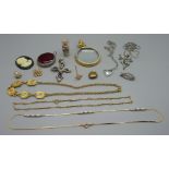 Costume jewellery