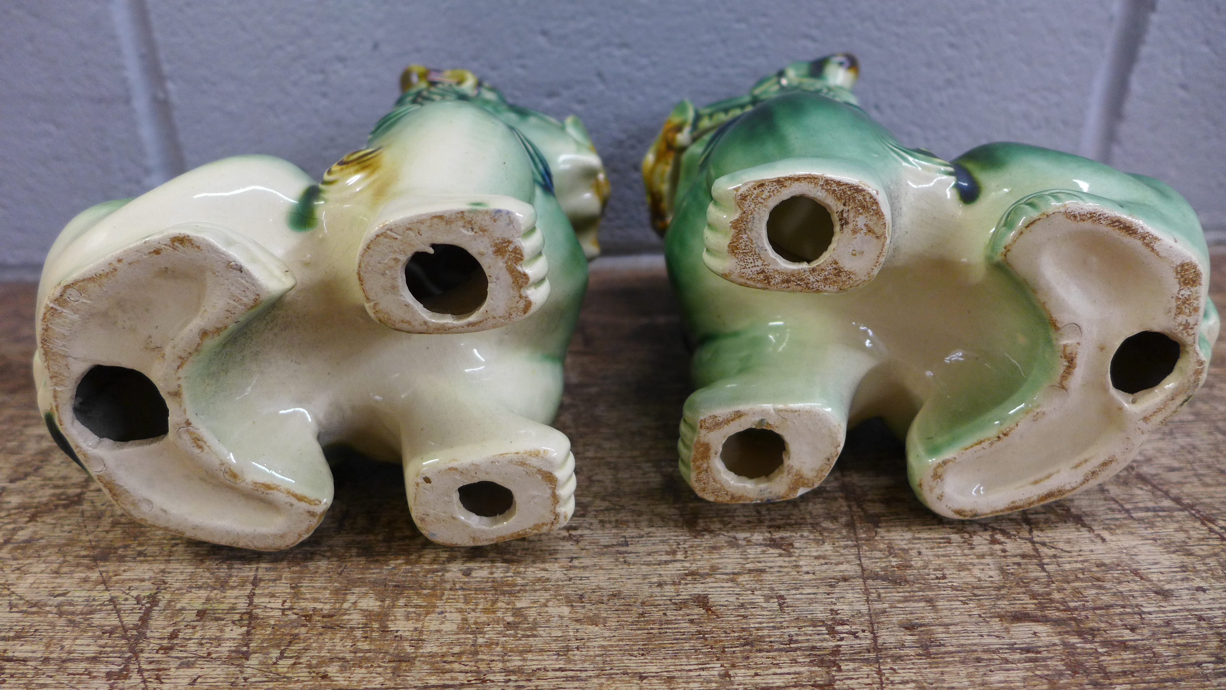 A pair of green Chinese dogs of foe, 19cm - Image 3 of 3