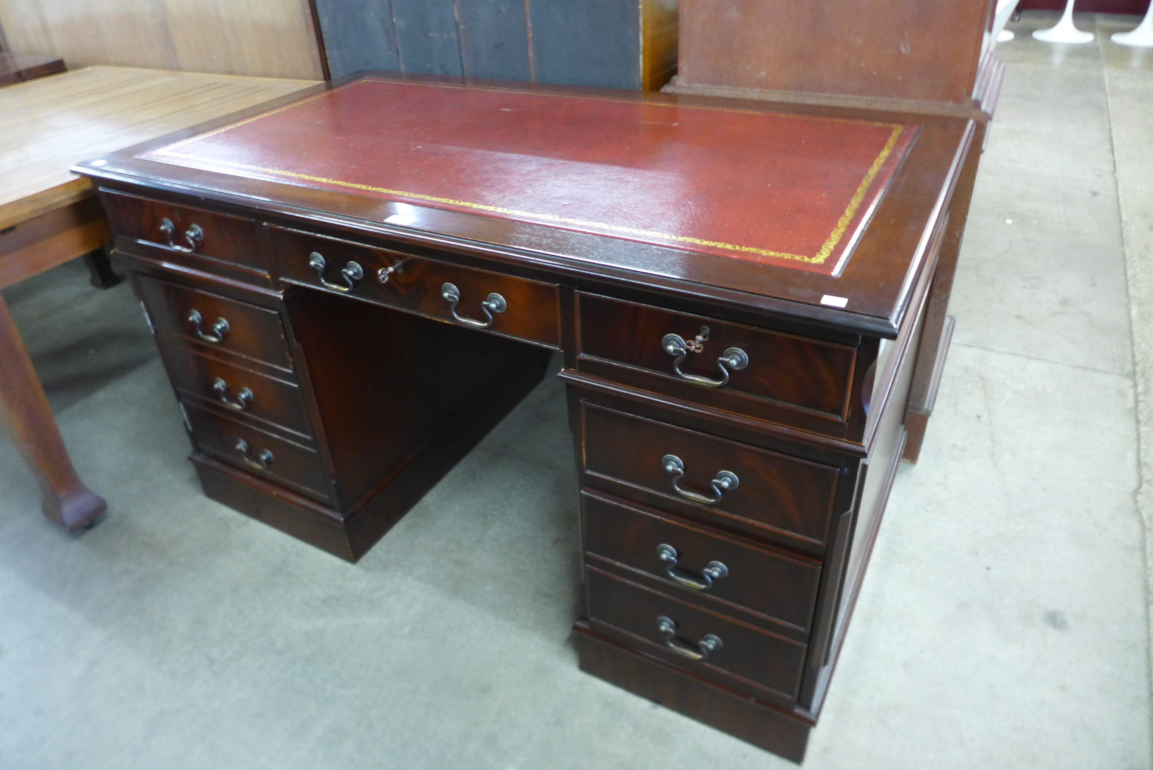 A mahogany and red leather topped pedestal desk - Image 2 of 2