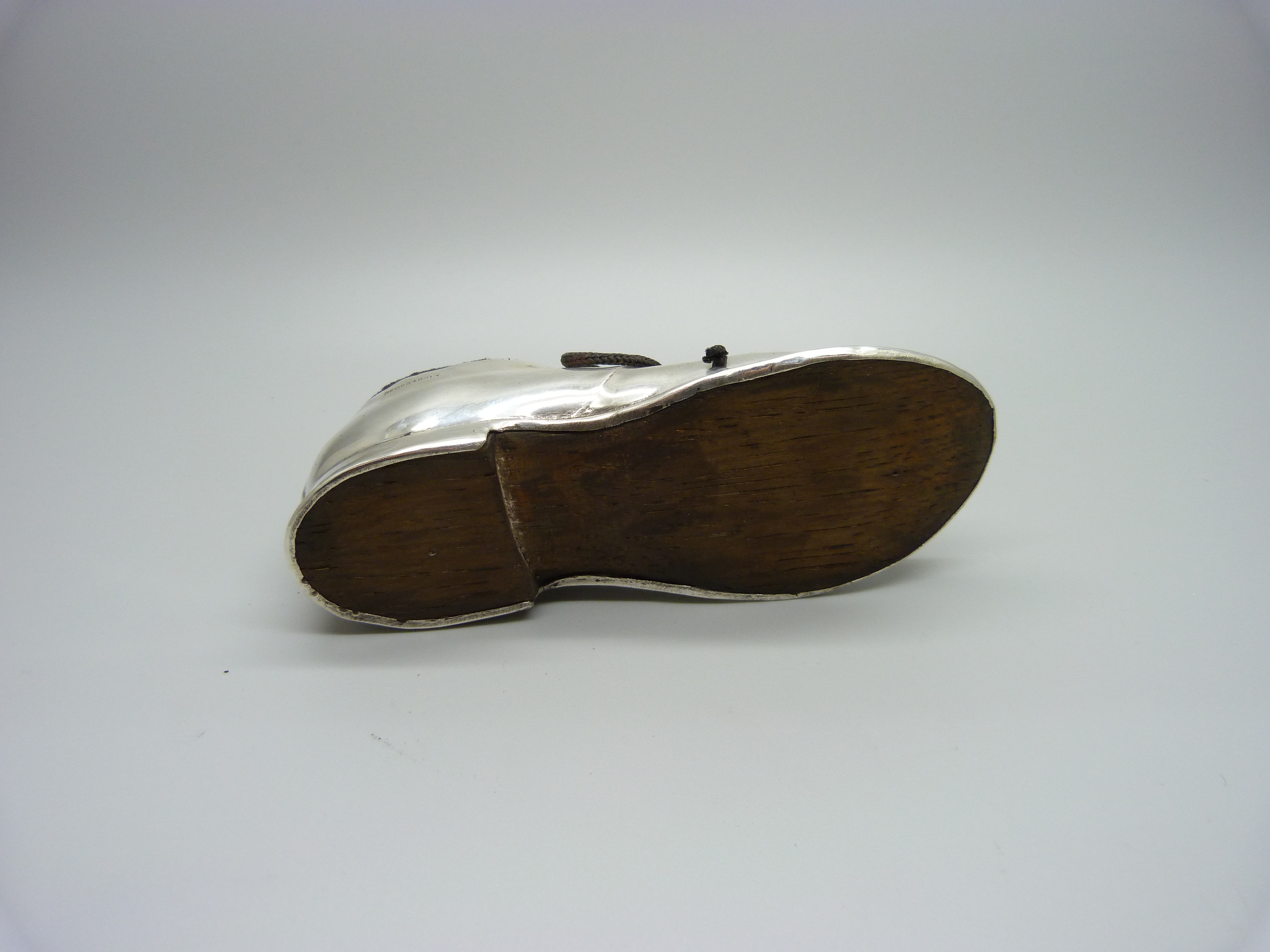 A novelty silver shoe pin cushion, worn Chester hallmark, 12cm - Image 3 of 4
