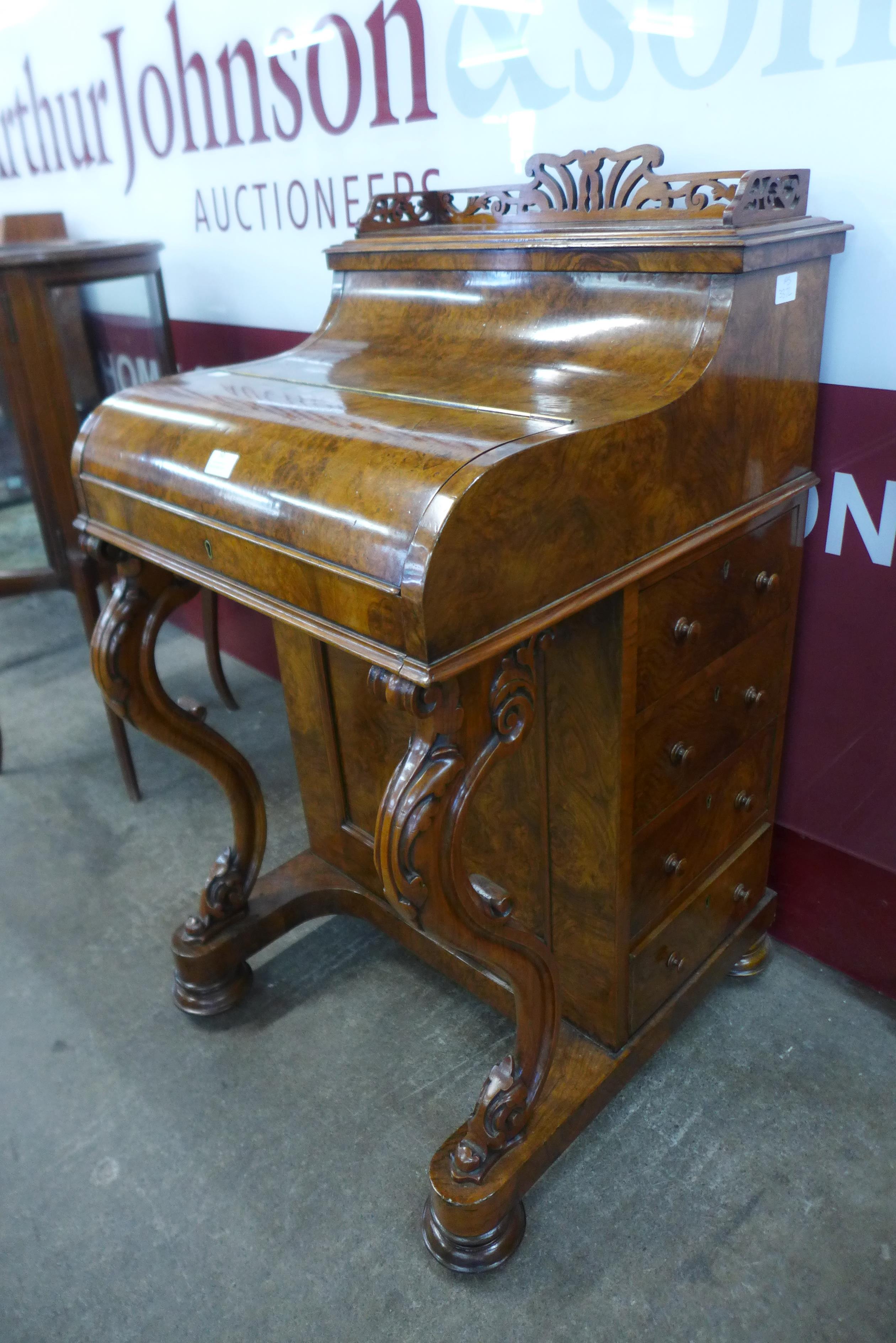 A Victorian burr walnut metamorphic Davenport - Bild 4 aus 4