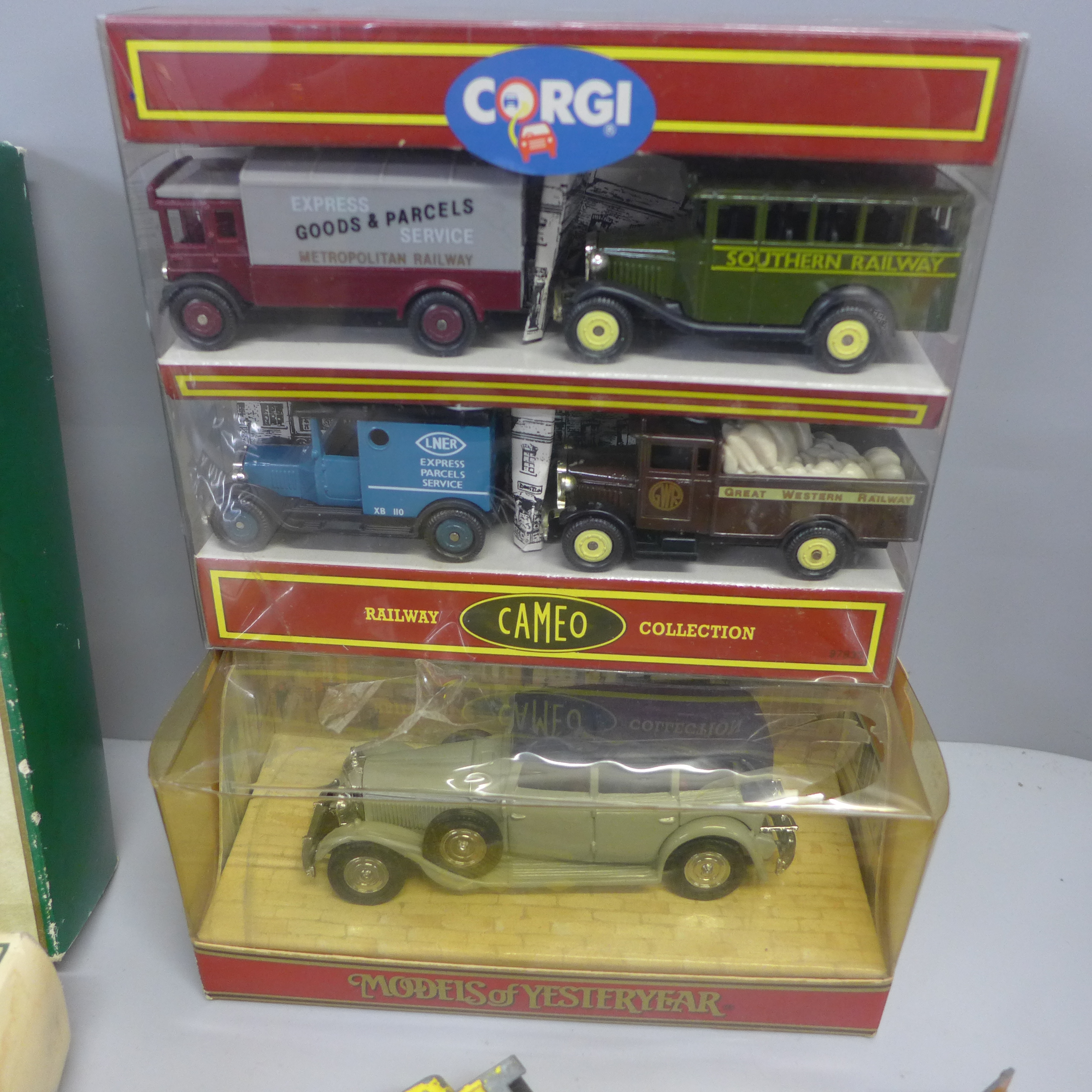 Dinky and Corgi die-cast model vehicles, playworn and two Lledo Days Gone sets - Image 3 of 4