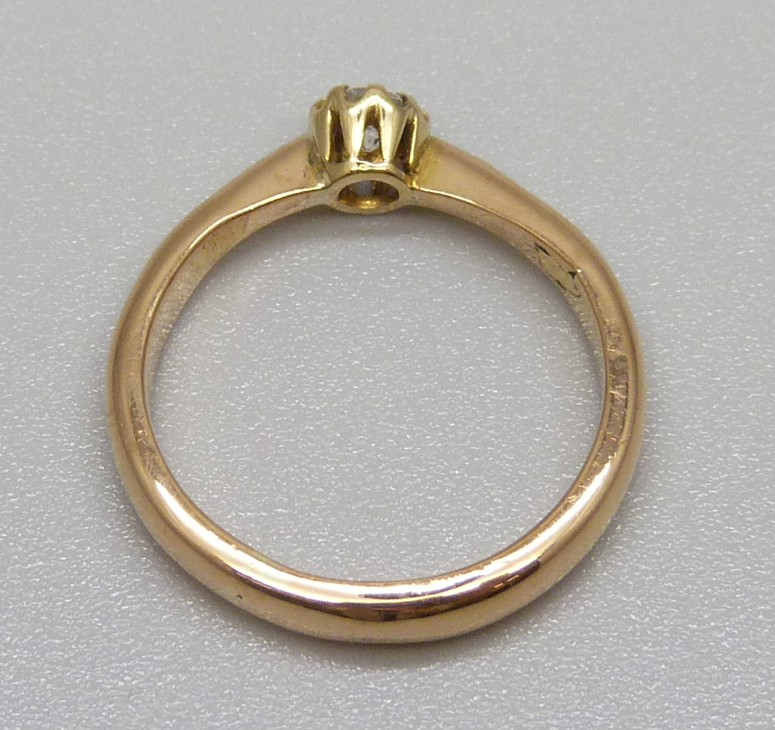 A 22ct gold and diamond solitaire ring, 3.6g, J - Image 3 of 3