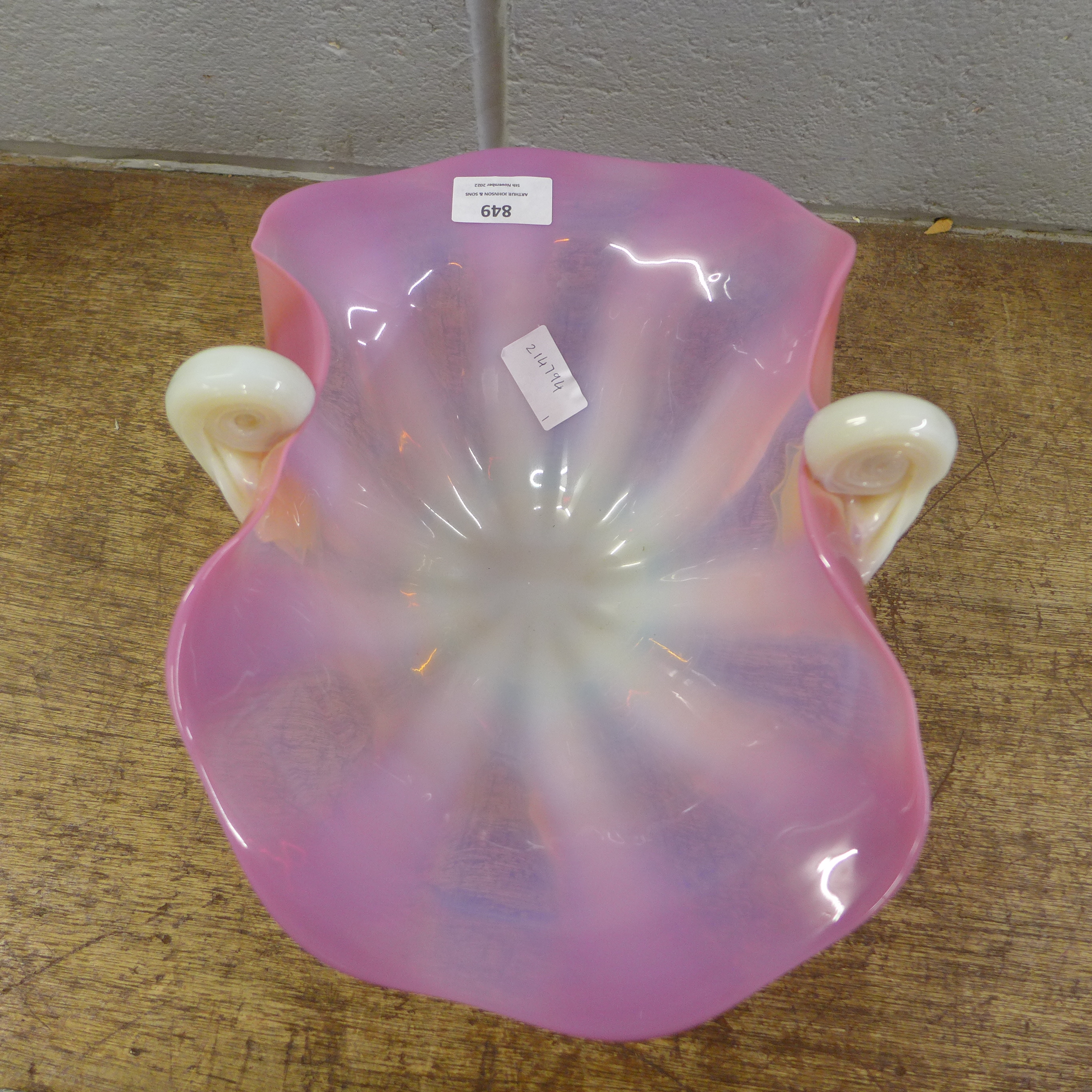 A three colour vaseline glass bowl - Image 2 of 2