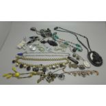 A collection of vintage costume jewellery including brooches, Edwardian necklace, etc.