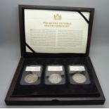 The Queen Victoria Silver Crown Set, case a/f