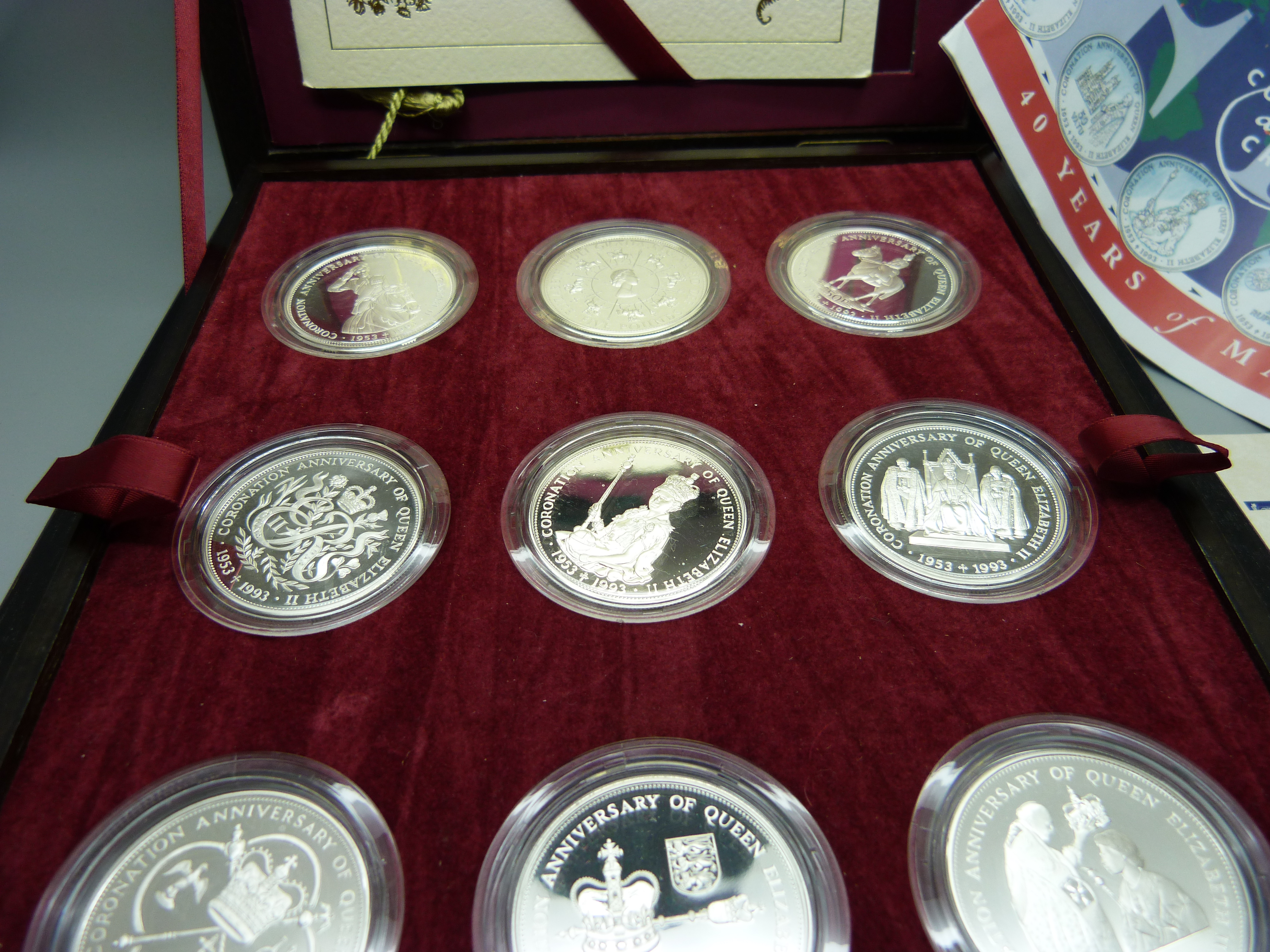 A 40th Anniversary Coronation collection of eighteen silver coins, boxed with paperwork - Image 6 of 8