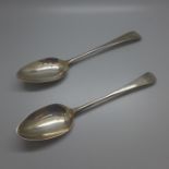 A pair of George III silver spoons, London 1809, maker RE, 131g