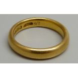 A 22ct gold ring, 6.2g, L