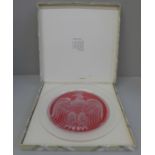 A 1978 Lalique eagle collectors plate, signed and boxed, diameter 21cm