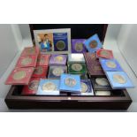 A box of twenty-eight assorted commemorative crowns including two Festival of Britain crowns, a £5
