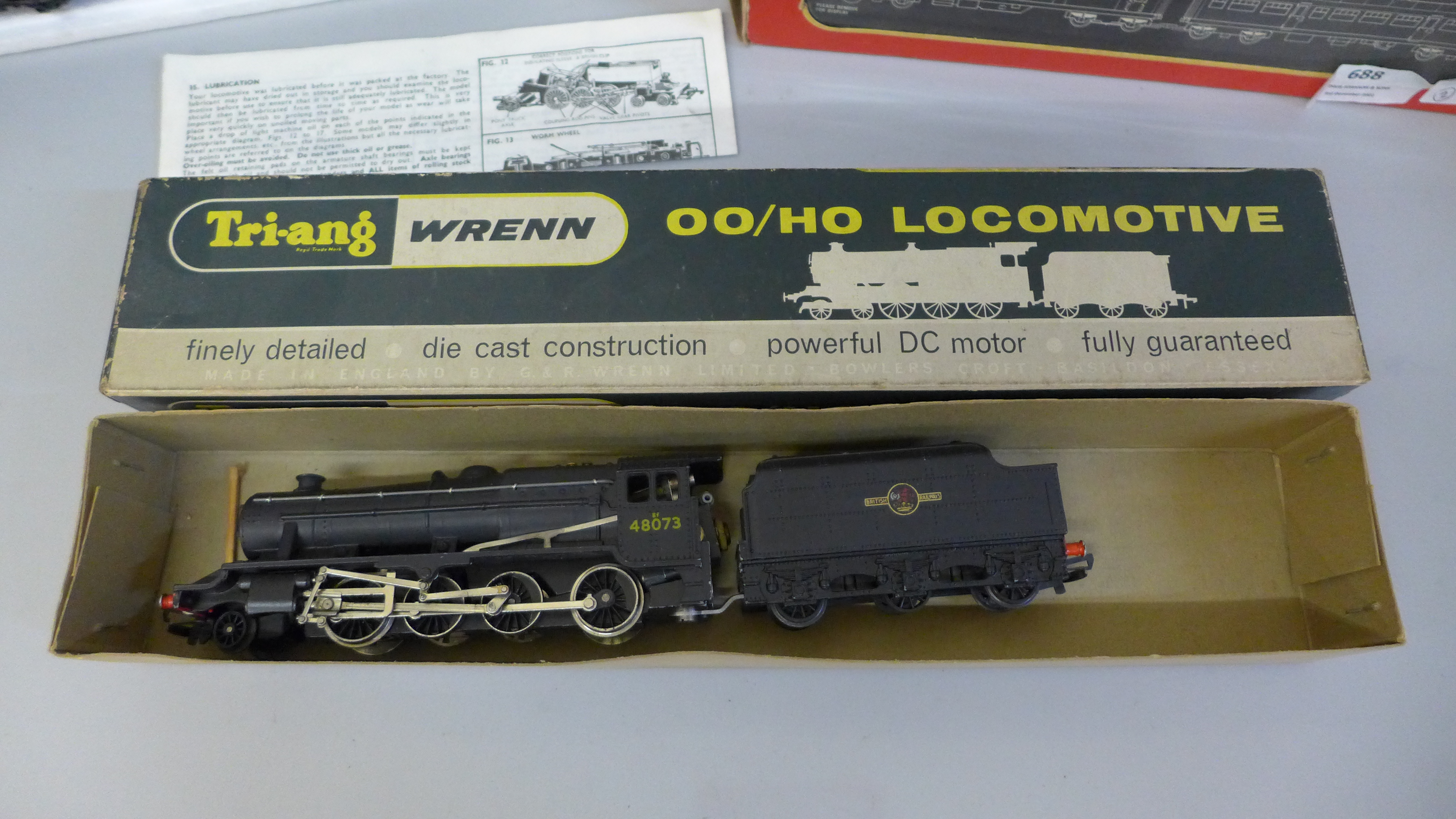 A Tri-ang Wrenn 00 gauge 8F 2-8-0 locomotive and tender and a R.157 diesel railcar power and - Image 2 of 3