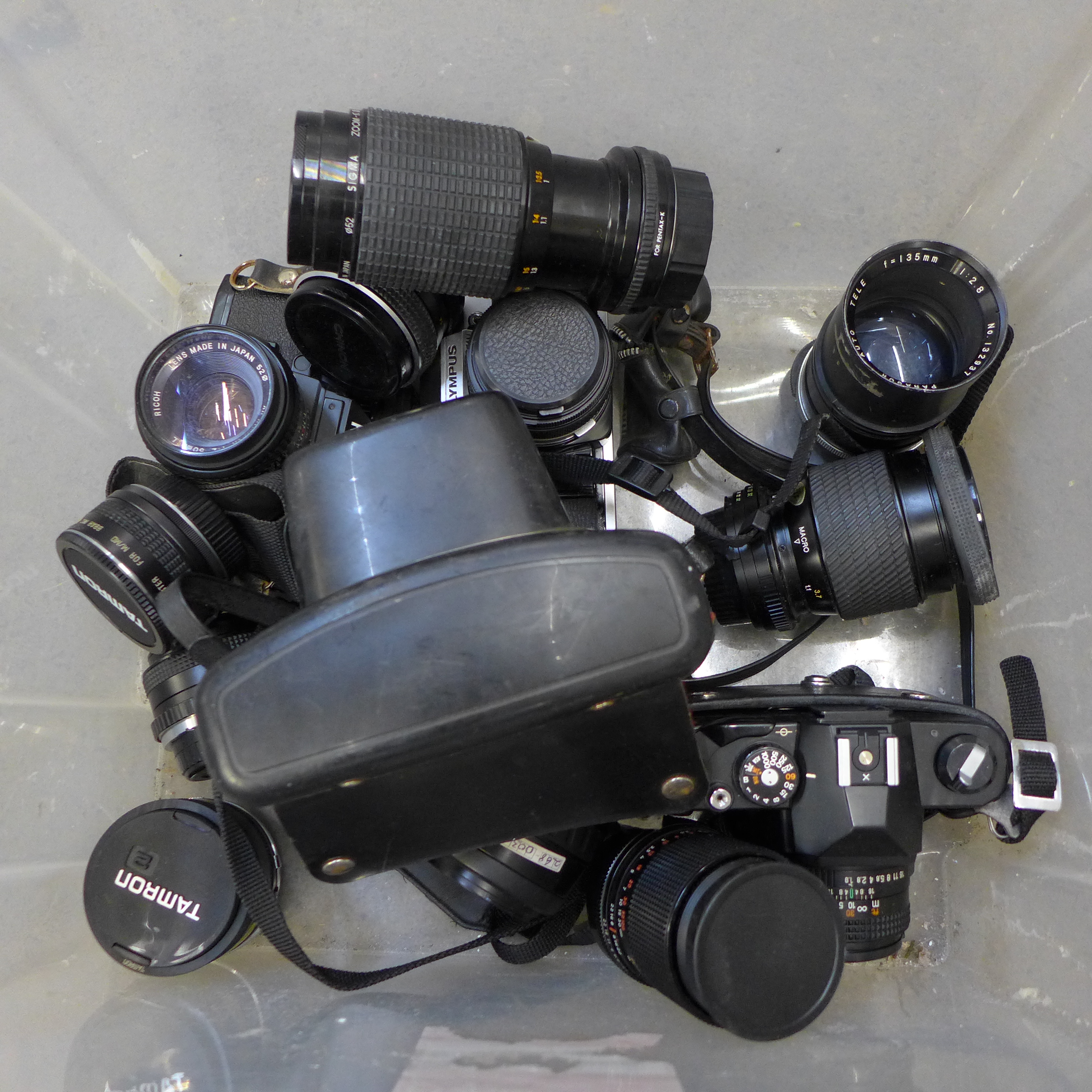 Six vintage SLR cameras and eight lenses - Image 2 of 3