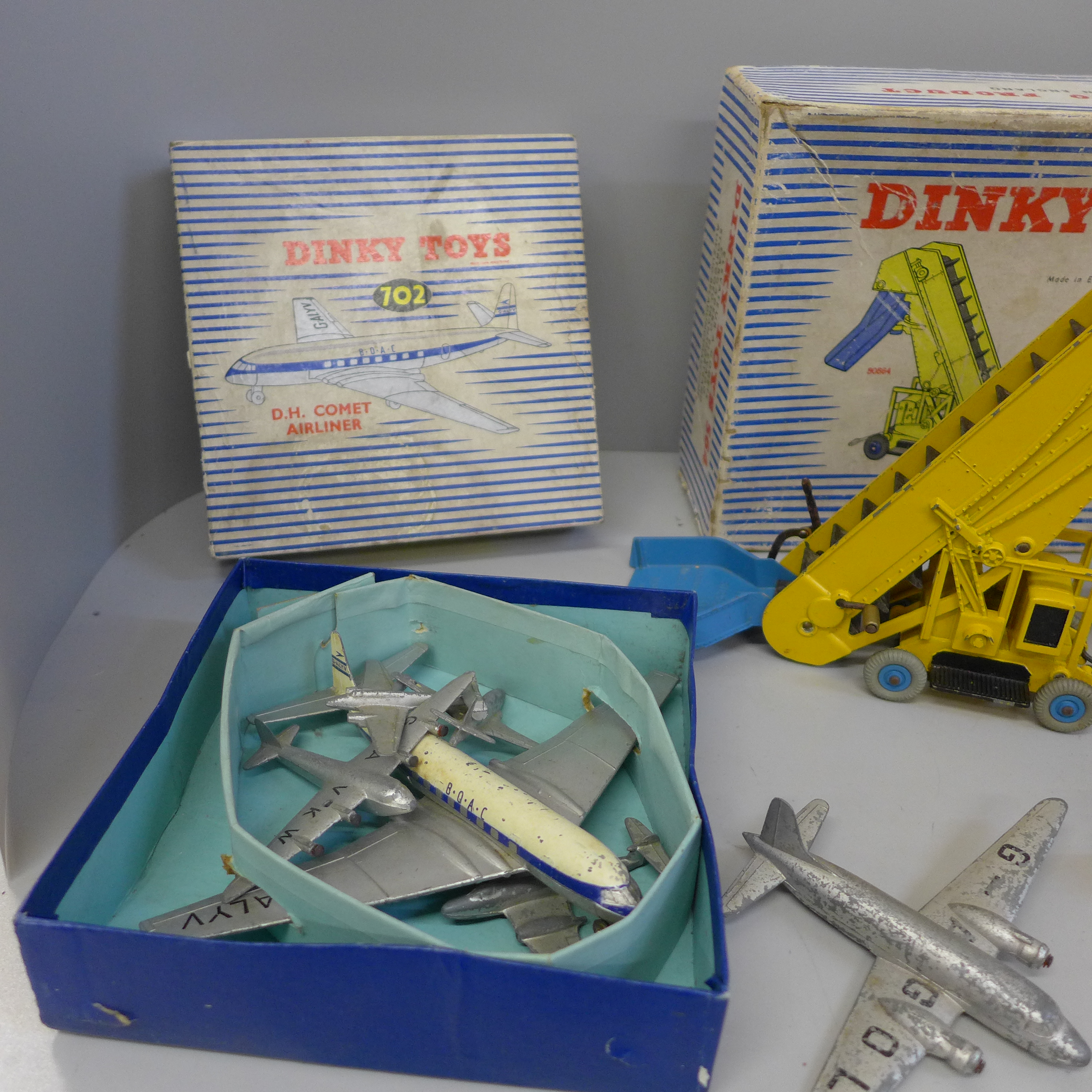 A boxed Dinky Toys 564 Elevator Loader, a boxed Dinky Toys 982 Pullmore Car Transporter and boxed - Image 3 of 3