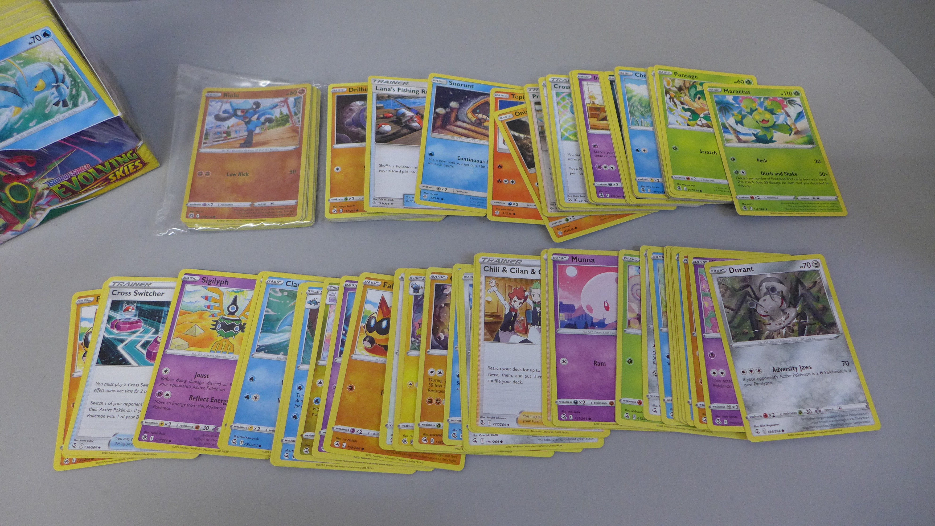 400 Pokemon cards including holographic - Image 2 of 3