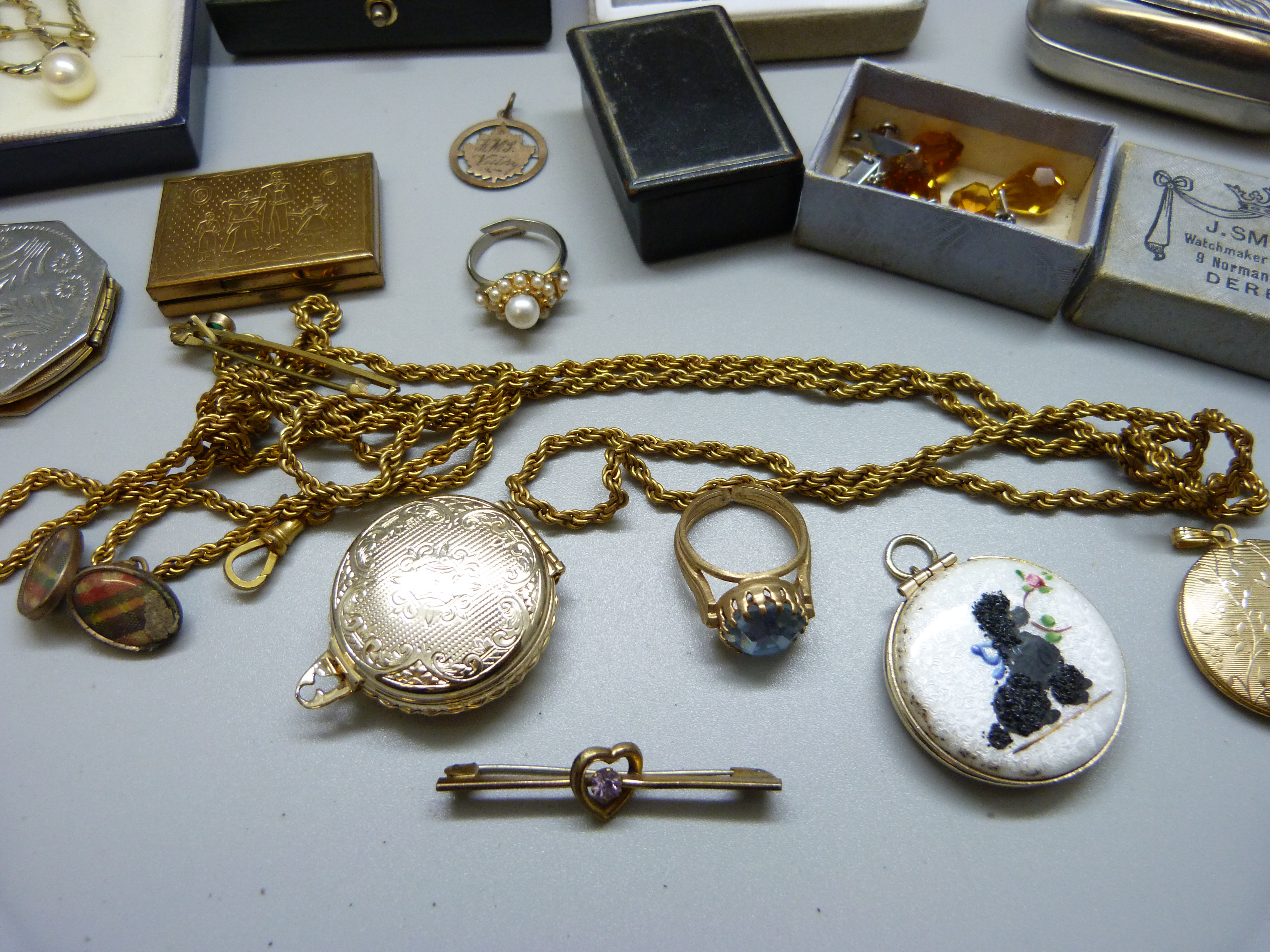 Assorted jewellery, etc. - Image 2 of 3