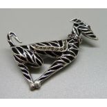 An Art Deco silver dog brooch, 9.6g