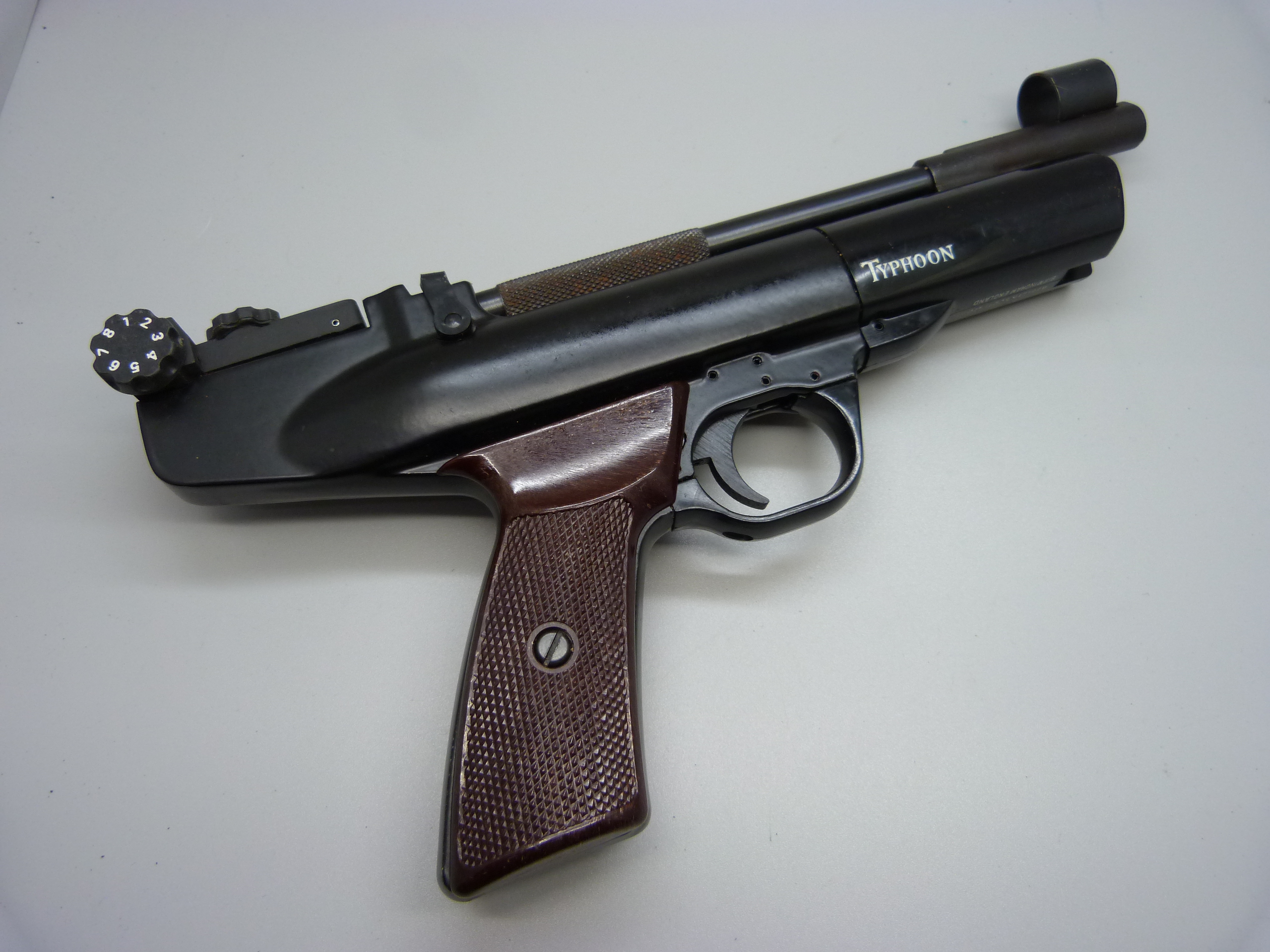 A Webley & Scott Typhoon Air Pistol, boxed - Image 3 of 5