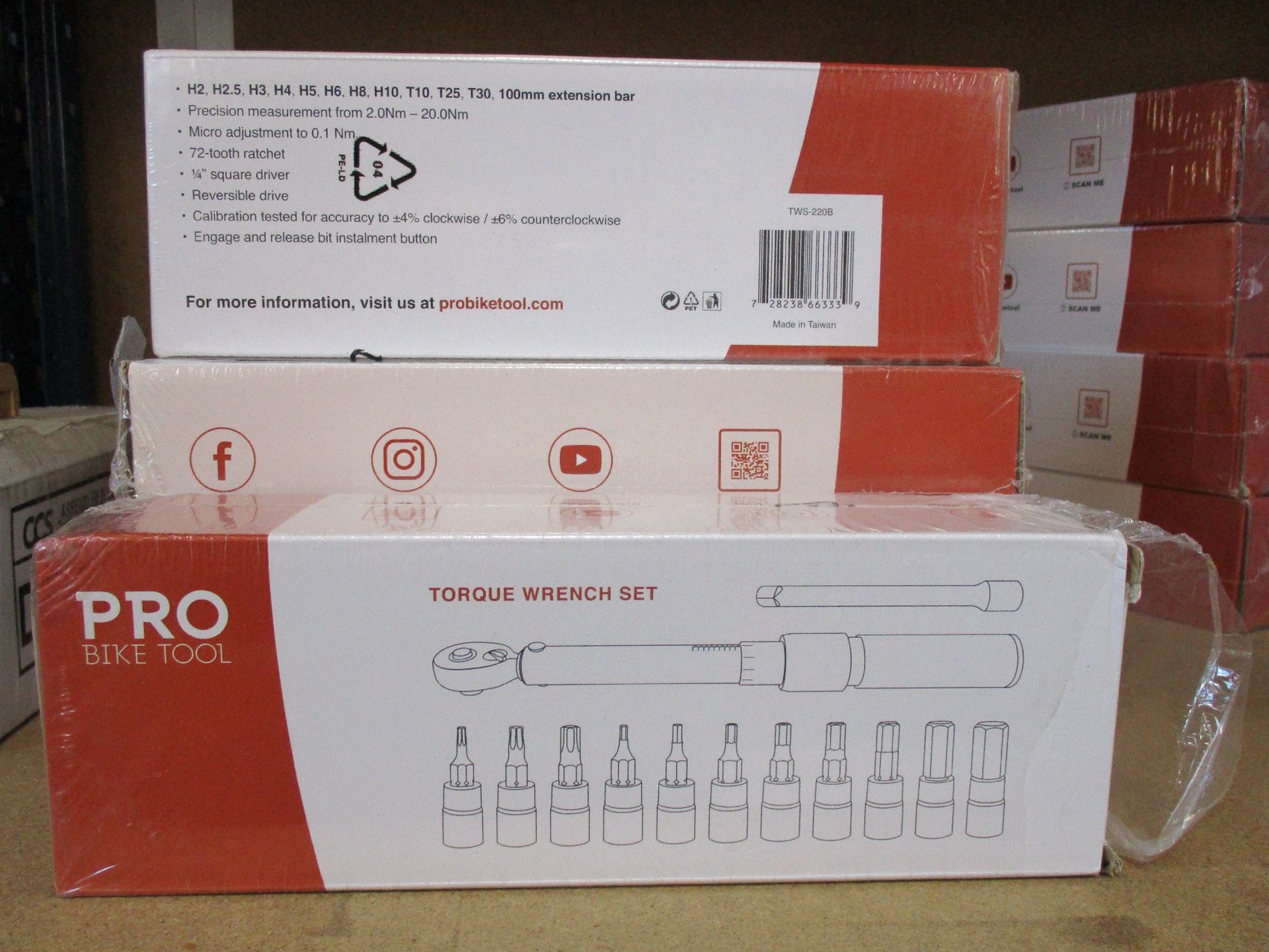 Four boxed as new Pro Bike Tool 1/4 Inch Drive Click Torque Wrench Sets - 2 To 20 Nm - bicycle