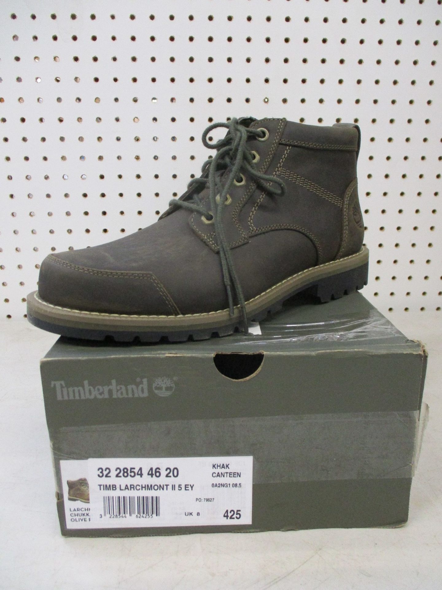 A pair of as new Timberland Larchmont II chukka boots (UK 8).