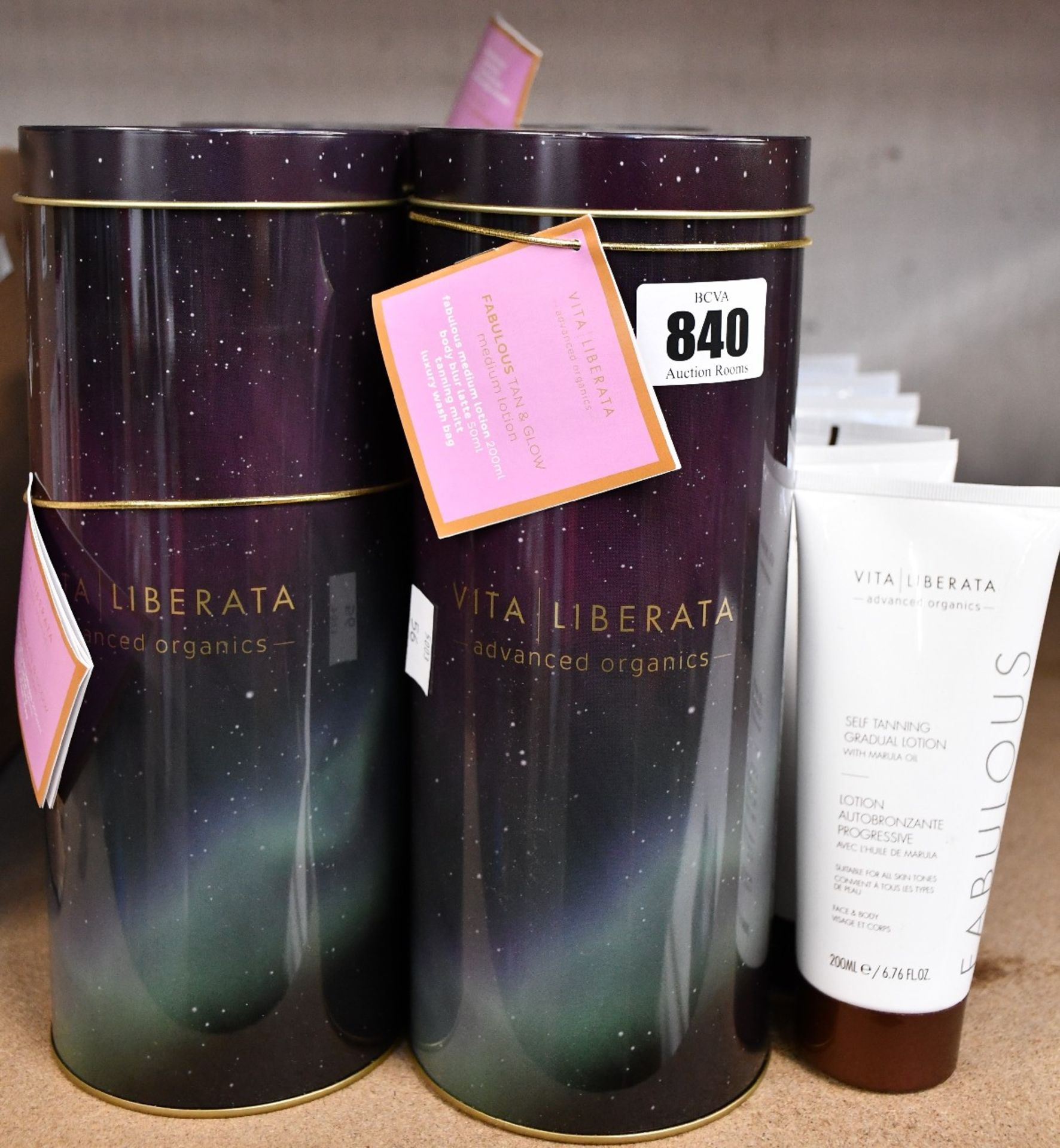 Six Vita Liberata Fabulous tan & glow discovery medium gift sets and six Vita Liberata Fabulous self